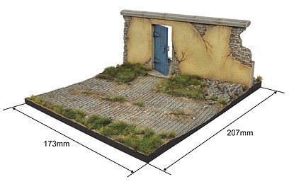 Wall with base