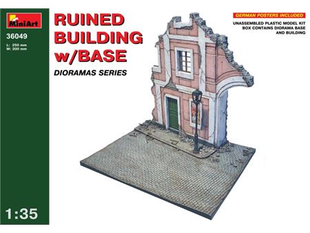 Ruined building w/base
