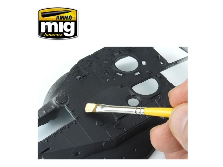 ANTI SLIP za merilo 1:35 (Peščena barva)