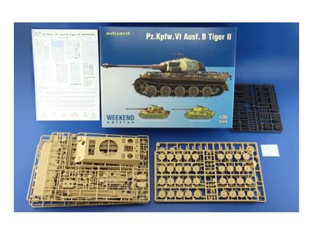 Pz.Kpfw. VI Ausf. B Tiger II weekend