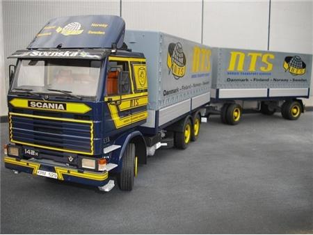 Scandinavian SCANIA 142 s prikolico