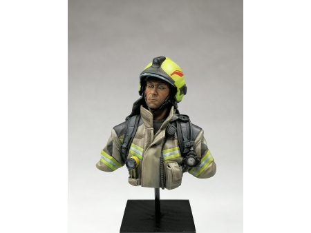 European Firefighter (Scale resin bust)